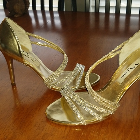 Gold Nina heels - Picture 2 of 2